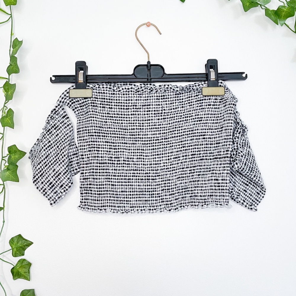 Off-Shoulder Gingham White Black Smocked Crop Top